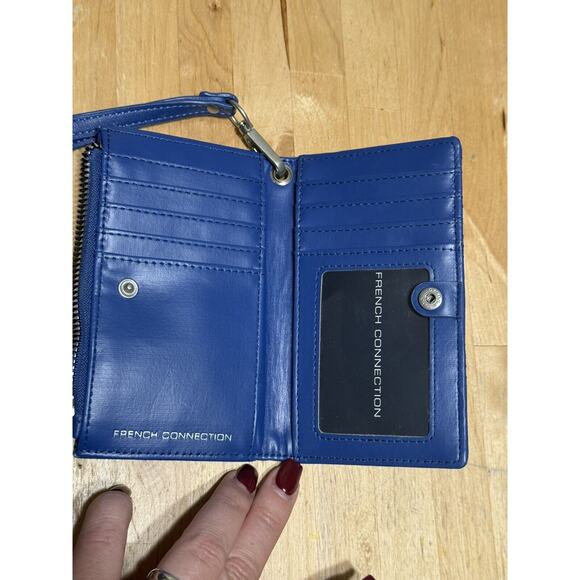 French Connection Wallet Royal Blue Zip Purse Card Holder 5.5”X3.5” Wristlet - Picture 4 of 4